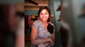 Indian GF's Big Boobs Captivate BF - A Sexy Surprise!