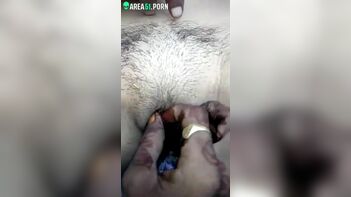 Man Caught on Video Fingering Indian Lover, Shocking Viewers Worldwide