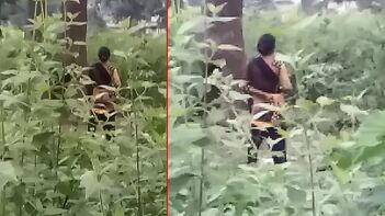 Sensational Sight: Indian Woman Masturbates to Orgasm in Jungle