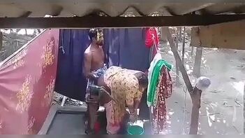 Devar Caught on Camera Fucking Slutty Desi Wife in Open - Indian XXX Porn