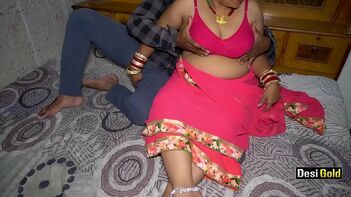 Small Man's Penis Perfect for Bhabhi in Pink Sari to Enjoy a Relaxing Time
