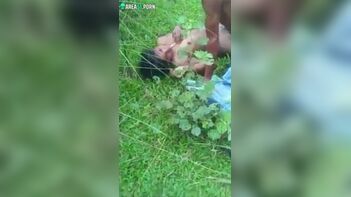 Couple Caught Having Outdoor Sex by Random Indian