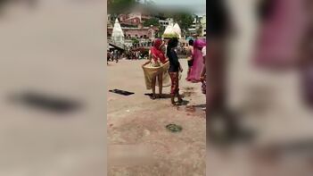 Sensational Indian Aunty Pussy Exposed to the Public - A Must See!