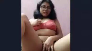 Sensual Desi Girl Enjoys Pussy Rubbing and Fingering for Maximum Pleasure