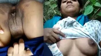 Dehati Girl's Wild Night Out: Fucked By Bf in Fields