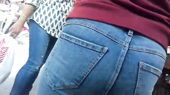 Tamil Babysitter Specializes in Jeans Care for Your Little Ones