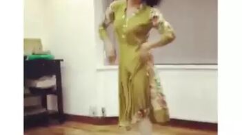 UK Pakistani Uni Student Shows Off Her Dance Moves: Non-Nude Performance