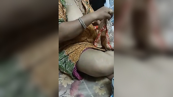 Indian Seamstress' Unique XXX Melon Creation Captured On Camera By Husband