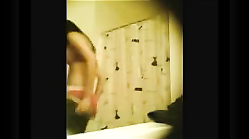 Uncovering the Mystery of Nri Lady Shriya's Hiddencam Shower