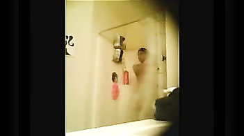 Uncovering the Mystery of Nri Lady Shriya's Hiddencam Shower
