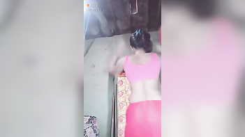 XXX Model Shakes Her Booty in Barn Dance Performance Caught On Camera