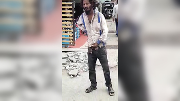 Indian Mad Man Gives Unforgettable Road Trip Experience