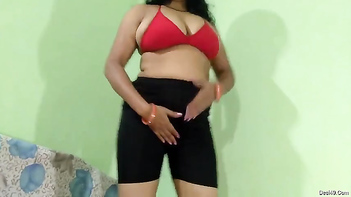 Amateur Indian Model Flaunts Xxx Boobs and Pleasures Pussy