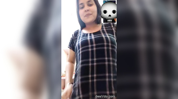 Leaked MMS of a Beautiful Desi Girl: An Unseen Side of Desi Beauty