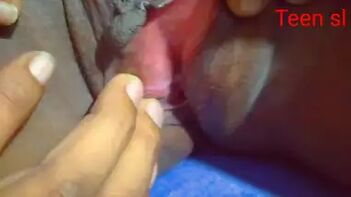 Sinhala Indian Girl's Homemade Feet Sex Video - A Unique Experience!