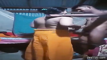 Desi Bhabi Enjoys Passionate Fling with Neighbour