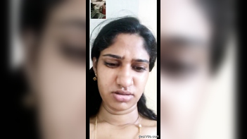 Leaked Video: Hot Desi Bhabhi Flaunts Her Big Boobs in Sensational Show