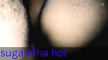 Sensational Desi Tamil Aunty Gives Amazing Oral Pleasure to Sexy Mommy