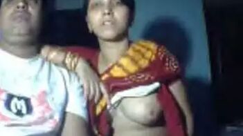 Village Bhabhi Flaunts Her Bushy Pussy and Nice Boobs in an Unforgettable Display