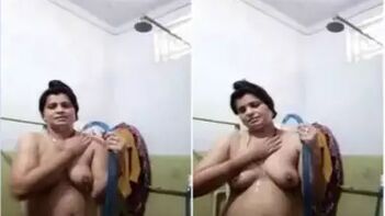 Attractive Indian BBW Woman Enjoys Relaxing Naked Shower Experience