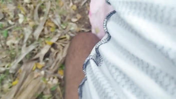 Sri Lankan Married Couple Gets Wild in the Jungle with Outdoor Sex