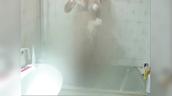 Delhi College Babe: Watch This Quick and Fun Video Now!