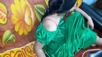 Unveiling the Sensual Tamil Wet Vagina of Sexy Priya Bhabhi