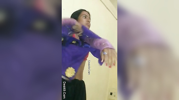 Indian Beauty Embraces Her Wild Side, Flaunts Xxx Body in Disport