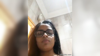 Watch Now: Sexy College Girl Flaunting Her Assets in 2 Scintillating Video Clips Part 1