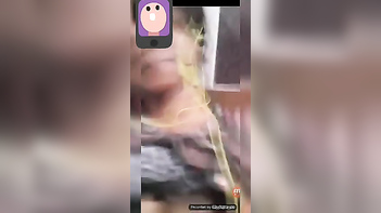 Desi Girl Goes Viral for Exposing Her Round Boobs on Video Call