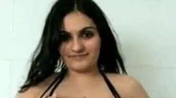 Busty Pakistani Woman With Amazingly Hairy Xxx Hole Enjoys A Bath