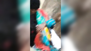 Sensational Video of Hot Desi Girl Caught Sucking BF's Cock in Park