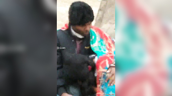 Sensational Video of Hot Desi Girl Caught Sucking BF's Cock in Park