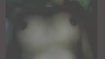 Sexy Desi Girlfriend Captured in Sensual Nude Photos