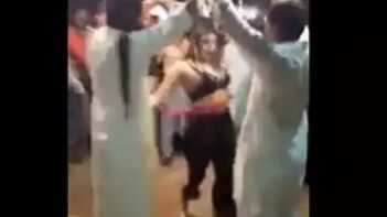 Experience the Excitement of Pakistani Public Nude Mujra: An Unforgettable Experience
