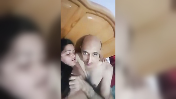 Desi Girl Enjoys Delicious Suckling: A Sweet Treat for Every Taste Bud!