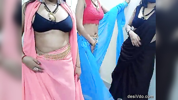 Watch Desi Hot Bhabhi Shaking Boobs On Cam - An Exclusive Live Video Stream!