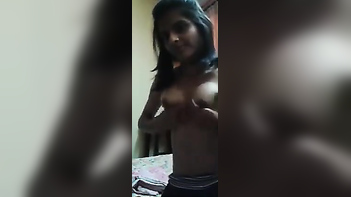 Desi Amateur Xxx Model Invites Fans To See Her Unique Twin Sex Show