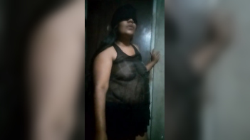 Experience the Thrill of Desi Bhabi Hotel Room Smacking!