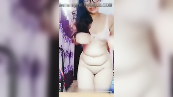 Nerdy College Girl From India Shakes Her Big Booty and Gives It a Good Spank!