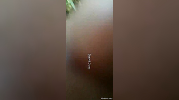 Nude Video of Desi Village Aunty Caught in Jungle Captured on Camera
