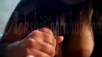 Sensual Desi Bahbi Handjob: Enjoy a Beautiful, Exotic Experience