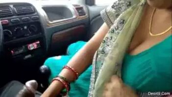 Marwadi Milf Aunty Enjoys Intimate Moment with Lover in Car