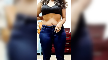 Tamil Babysitter with Adorable Face and Big Boobs and Butt: 5 Reasons to Hire Her