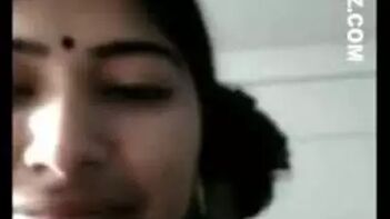 Mallu Nurse's Busty Chest Causes Stir in Indian Village: Hardcore Reaction Follows