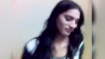 Watch Hot Desi Bhabhi Show Off Her Sexy Boobs in This Paki Porn Video