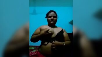 Desi Bhabhi Big Boobs Masturbation Video: Watch Her Steamy Porn Sex Cam Show!