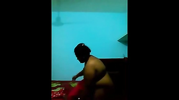 Desi Bhabhi Big Boobs Masturbation Video: Watch Her Steamy Porn Sex Cam Show!