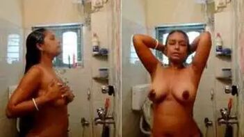 Dark Nipples and Desi Whore Bare Tits in Shower Cabin