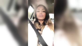 Sensational Video Alert: Kaira Nisha Does a Boobflash Beside the Highway